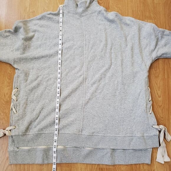 Free People 'So Plush' Lace-Up Pullover Sweatshirt - size Medium in Heather Grey - Picture 11 of 14